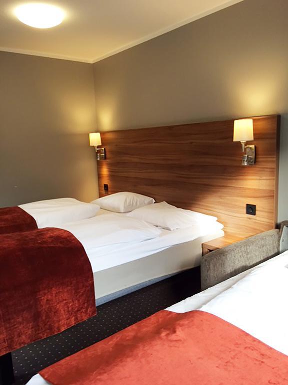 Thon Partner Hotel Утта Екстер'єр фото